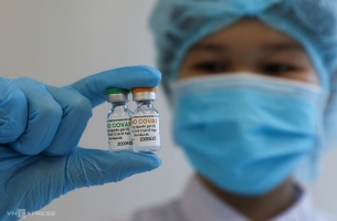 Vaccine Nanocovax giá 240.000 đồng một liều