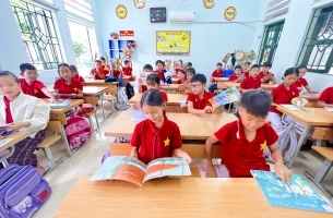 Quỹ Từ Tâm Hợp Lực Medical thực hiện chương trình “Tủ Sách Cho Em”